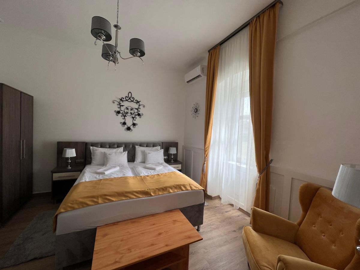Kúria Vendégház Poroszló Exterior foto